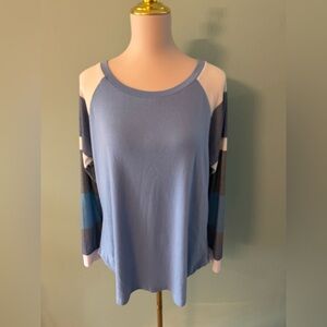 Stylish Blue and White Long Sleeve Tee